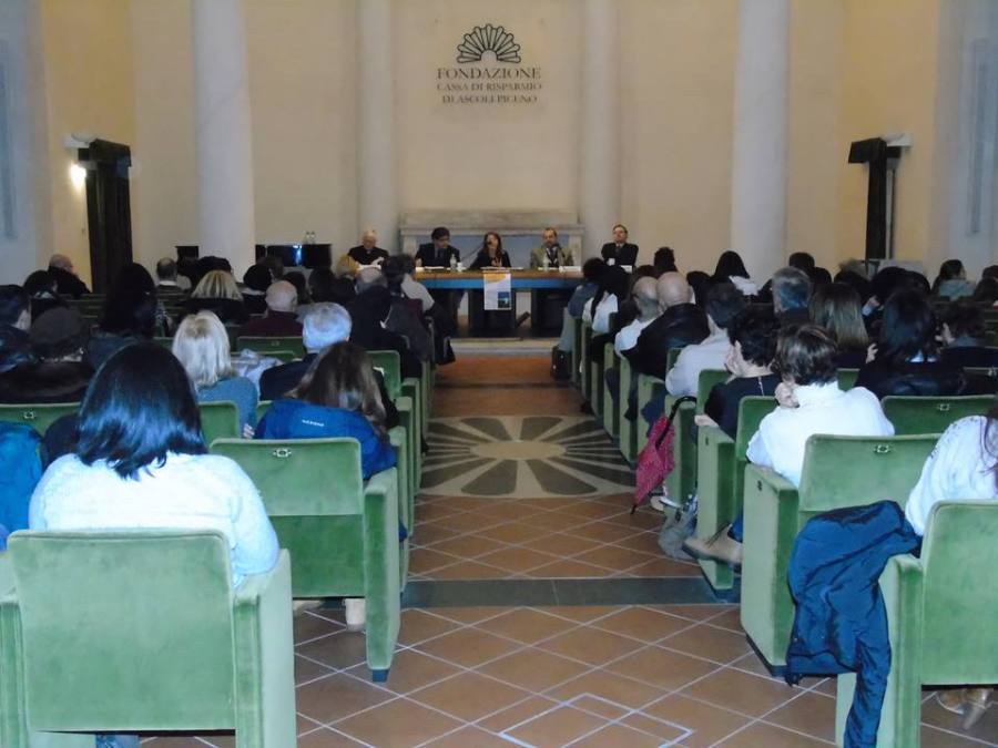 "Quando il giorno era una freccia": un'immagine dell'incontro tenutosi ad Ascoli Piceno il 7 febbraio scorso.